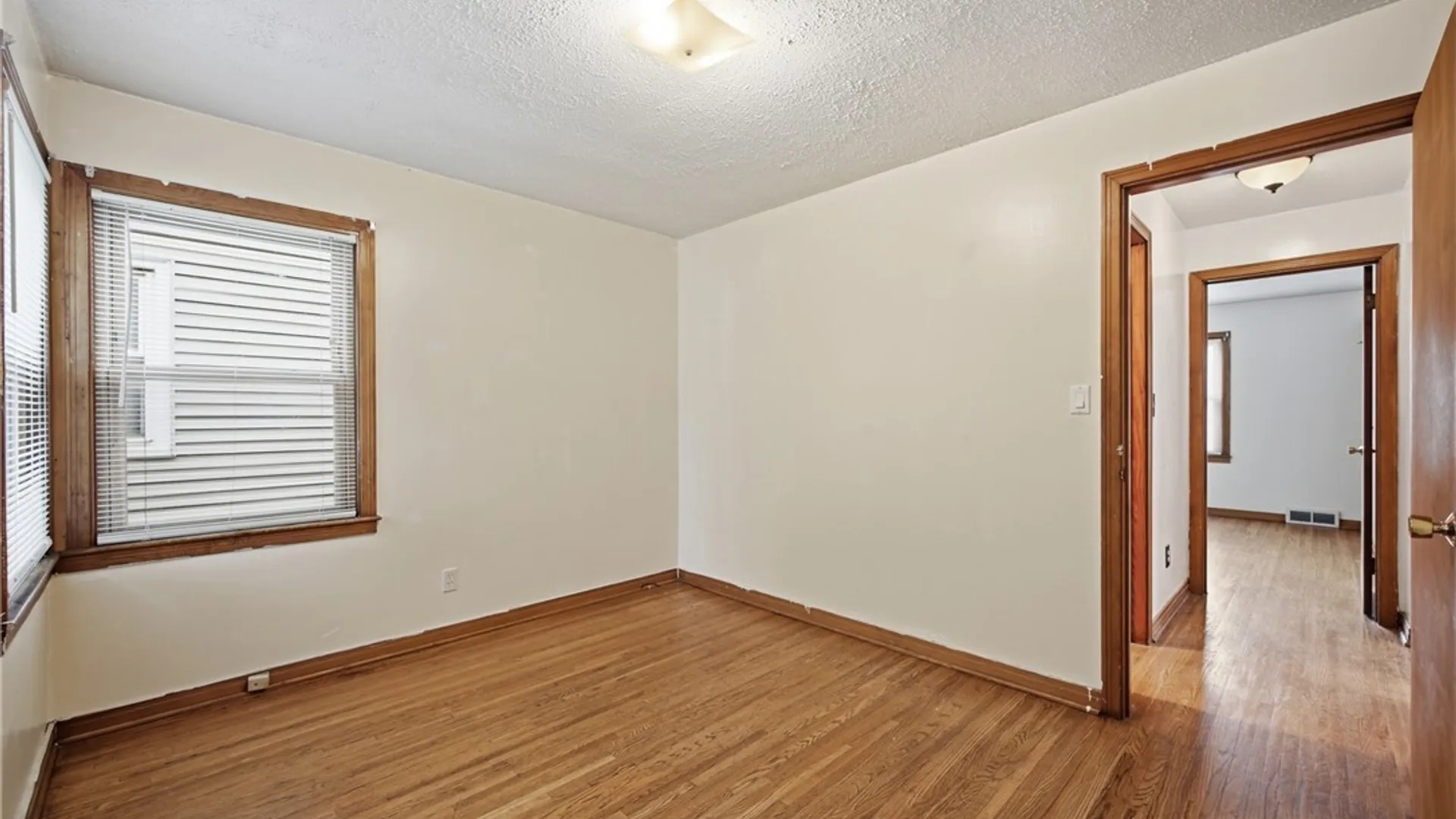 Property at 1123 Vanderbilt Avenue, Niagara Falls, NY 14305 16
