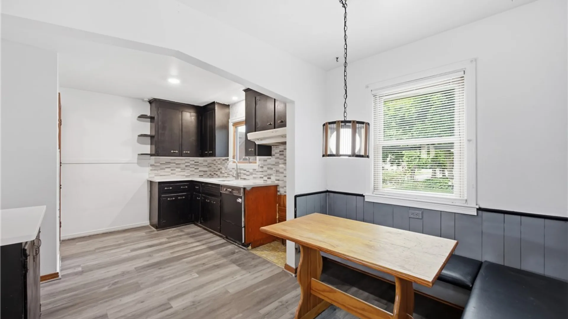 Property at 1123 Vanderbilt Avenue, Niagara Falls, NY 14305 22