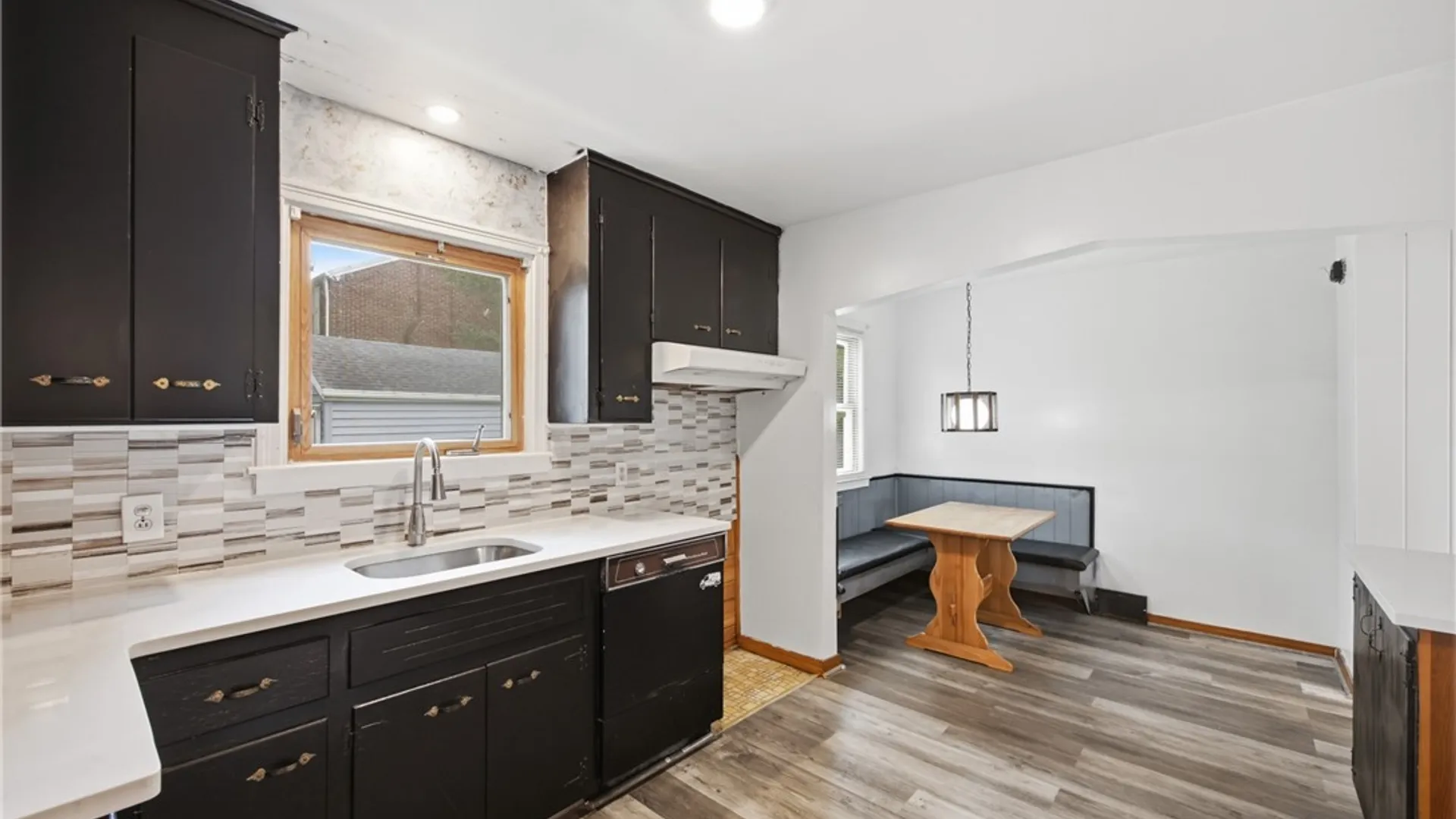 Property at 1123 Vanderbilt Avenue, Niagara Falls, NY 14305 25