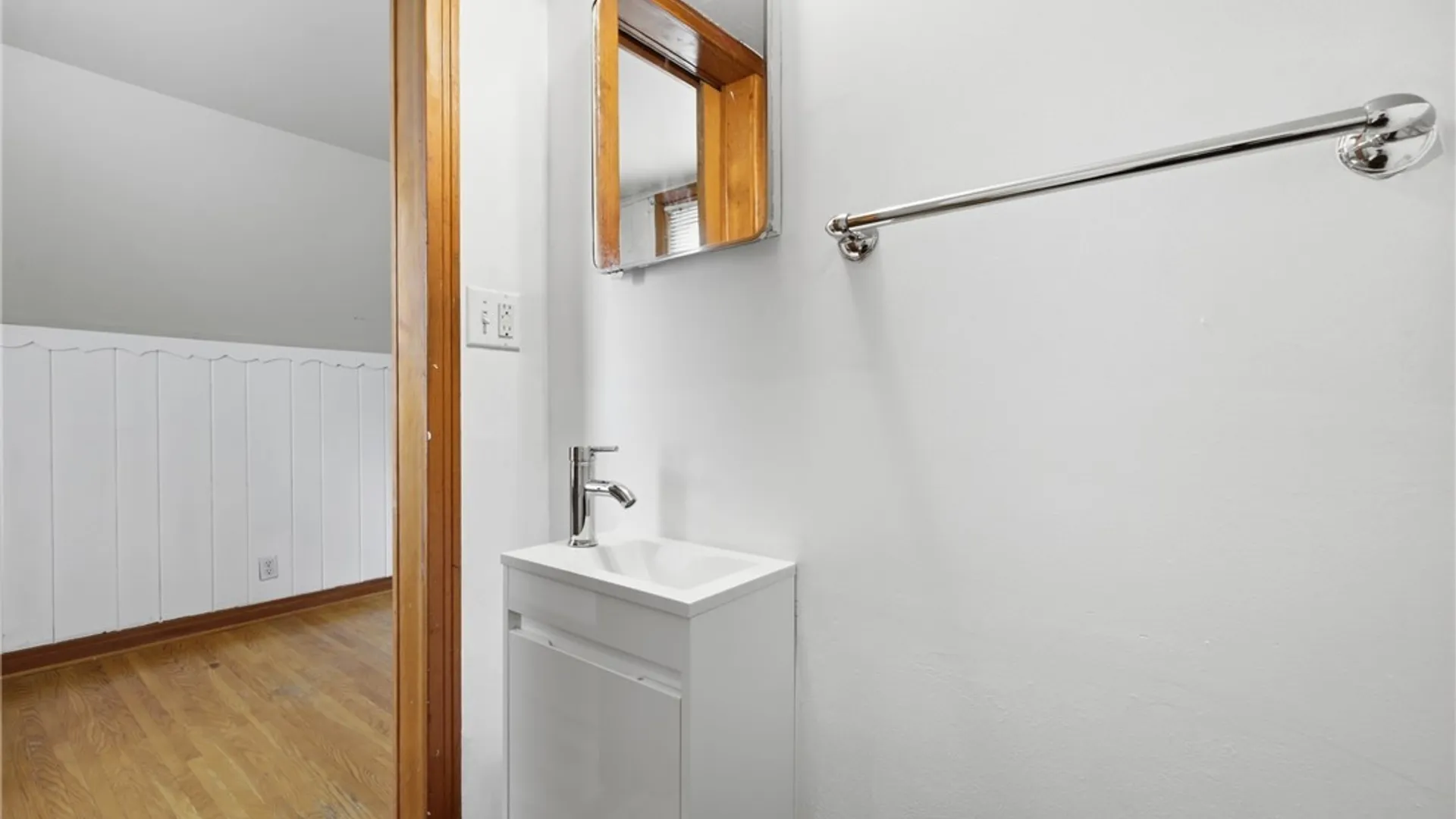 Property at 1123 Vanderbilt Avenue, Niagara Falls, NY 14305 33