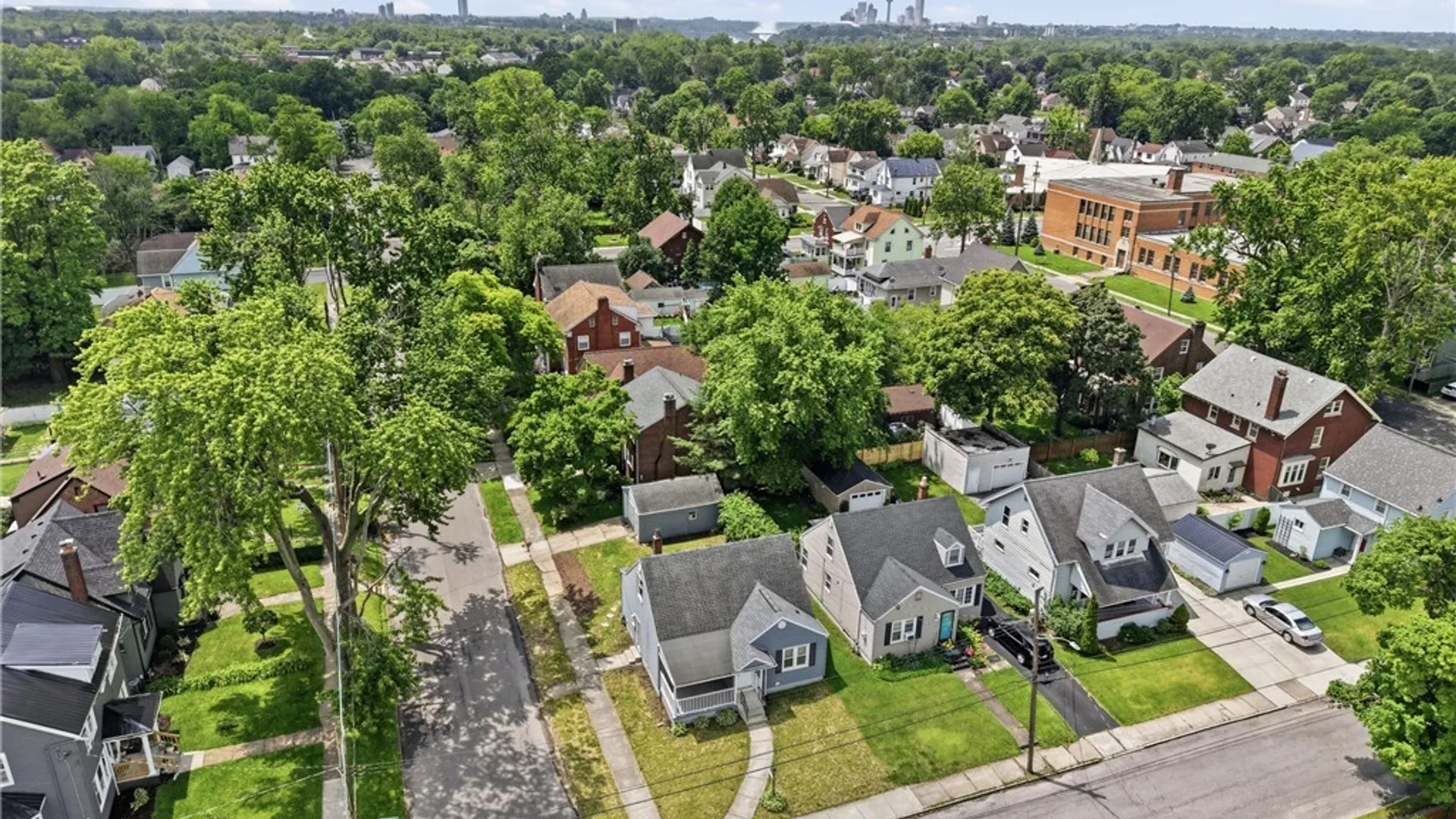 Property at 1123 Vanderbilt Avenue, Niagara Falls, NY 14305 39