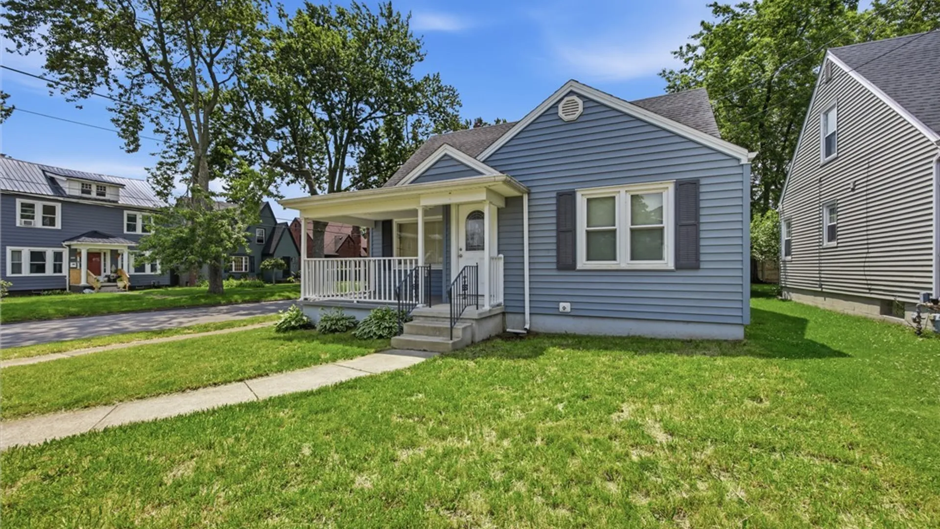 Property at 1123 Vanderbilt Avenue, Niagara Falls, NY 14305 4