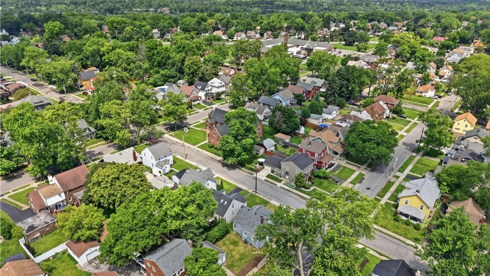 Property at 1123 Vanderbilt Avenue, Niagara Falls, NY 14305 42