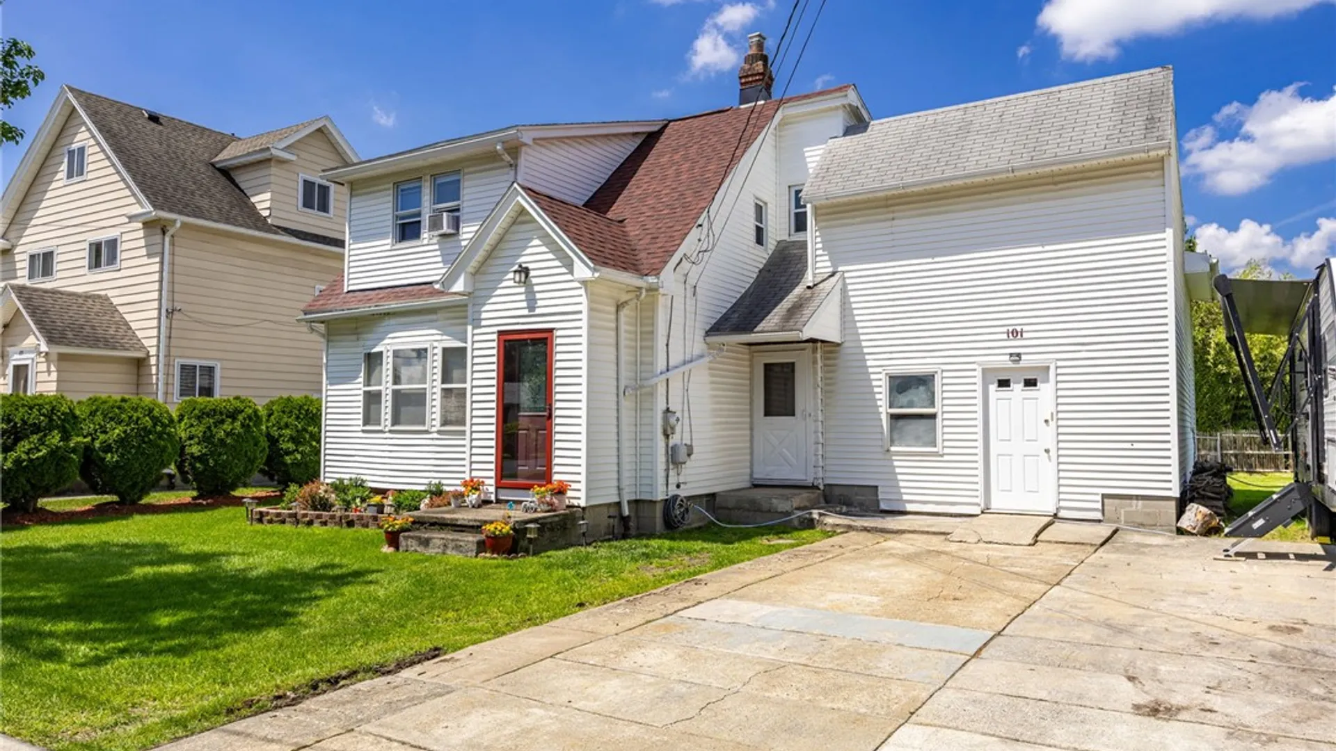 Property at 101 Polaris St Street, Rochester, NY 14606 2