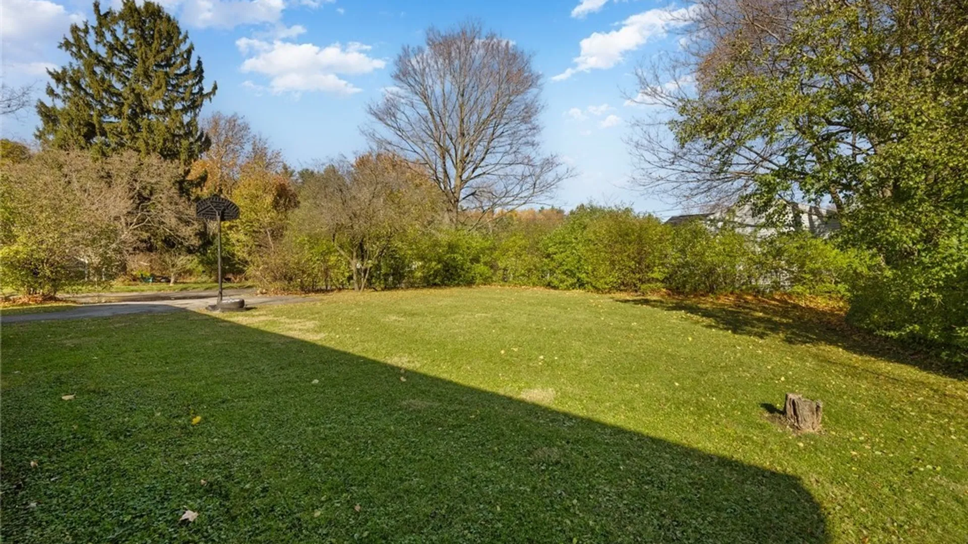 Property at 1601 Salt Springs Road, Syracuse, NY 13214 10