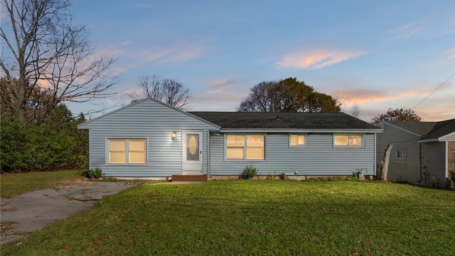 Property at 1601 Salt Springs Road, Syracuse, NY 13214 13