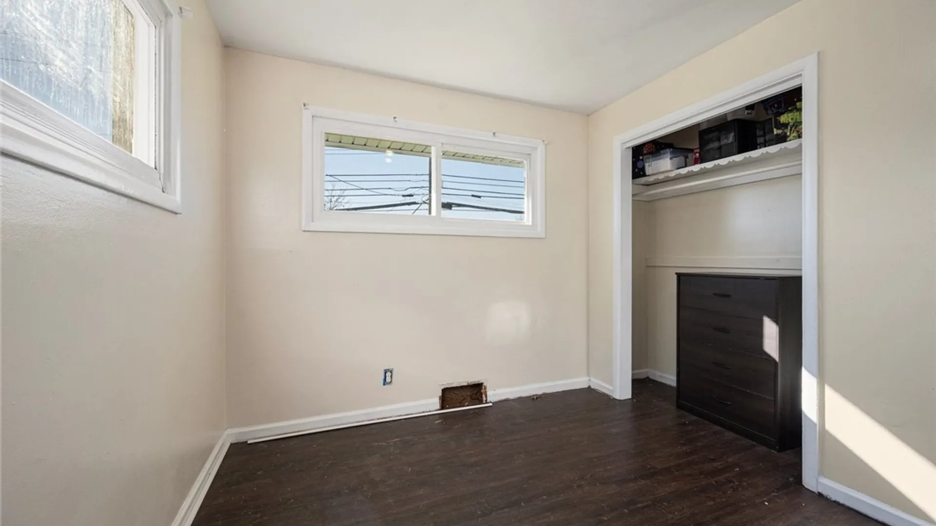 Property at 1601 Salt Springs Road, Syracuse, NY 13214 6