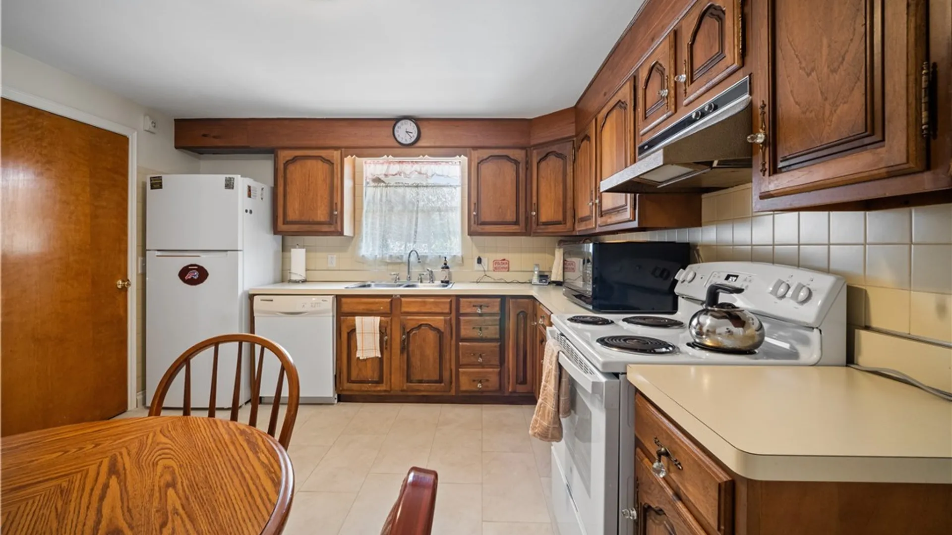 Property at 35 Calderwood Drive, Cheektowaga, NY 14215 19