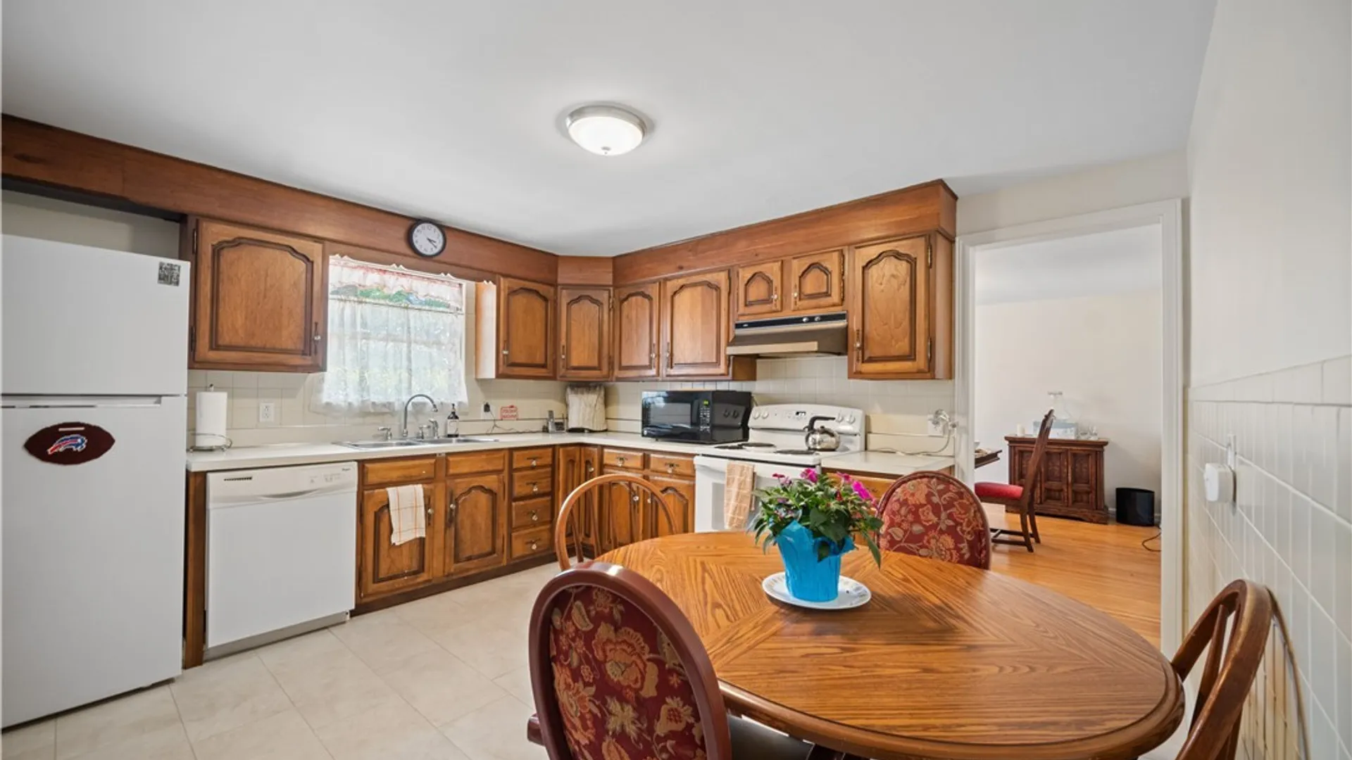 Property at 35 Calderwood Drive, Cheektowaga, NY 14215 22