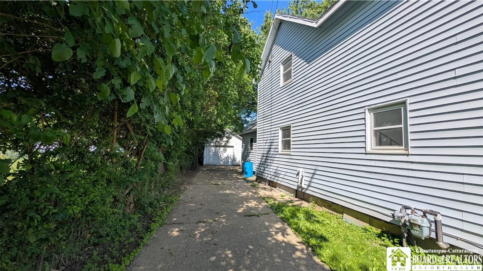 Property at 719 Monroe Street, Dunkirk, NY 14048 4