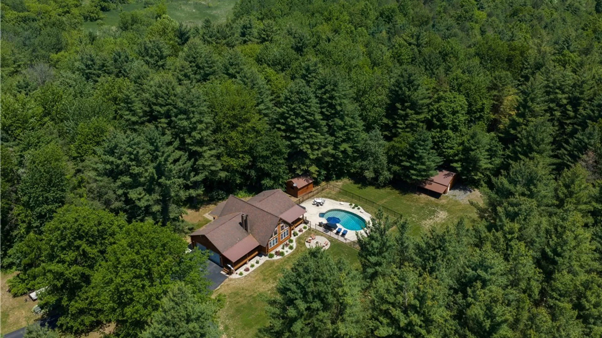 Property at 37 Hilltop Lane, Volney, NY 13069 2