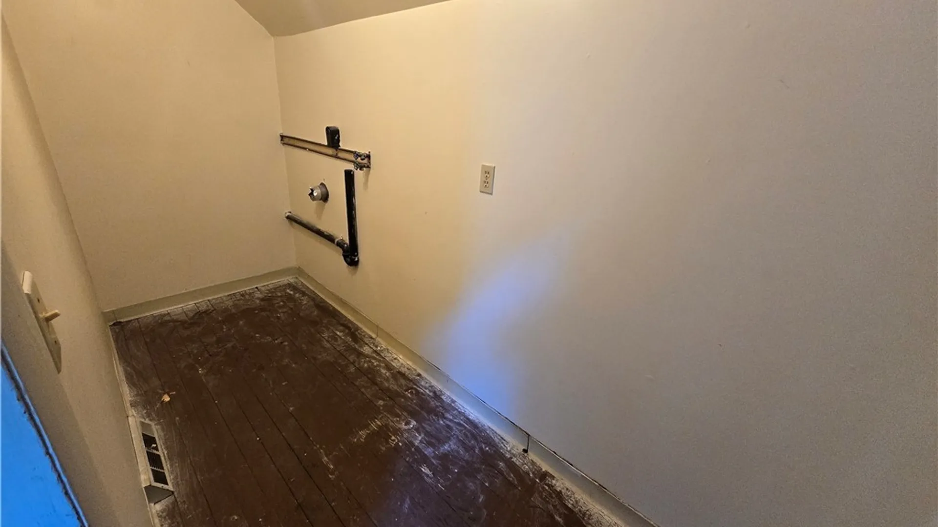 Property at 112 Helen Street, Syracuse, NY 13203 17