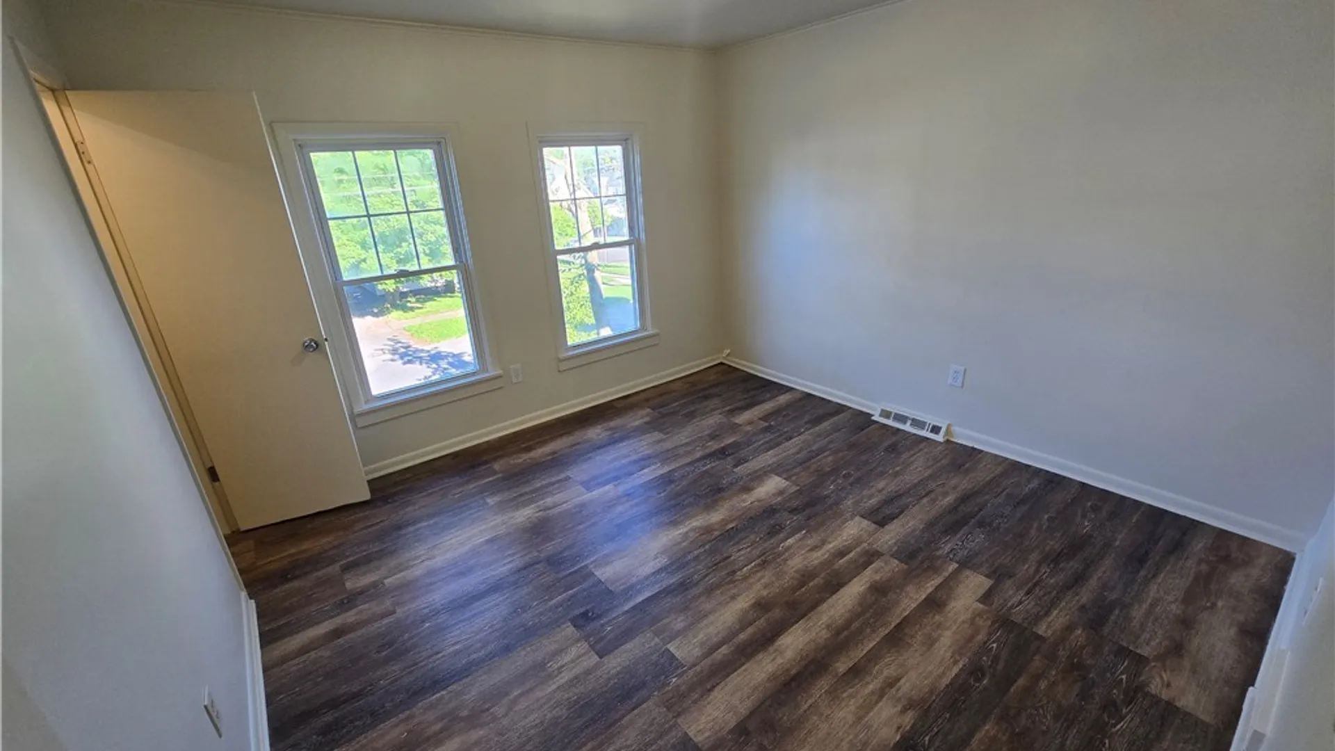 Property at 112 Helen Street, Syracuse, NY 13203 6