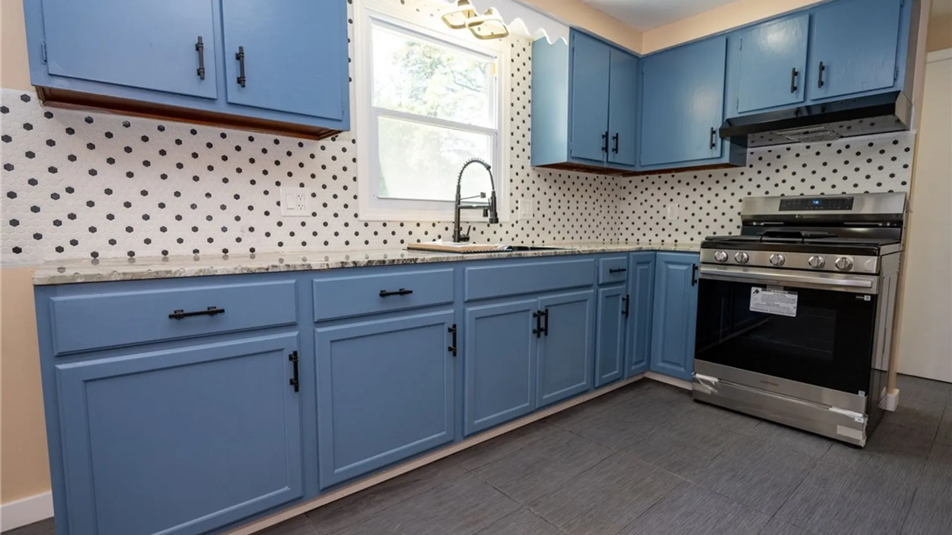 Property at 7124 Ridgewood Drive, Lockport Town, NY 14094 21