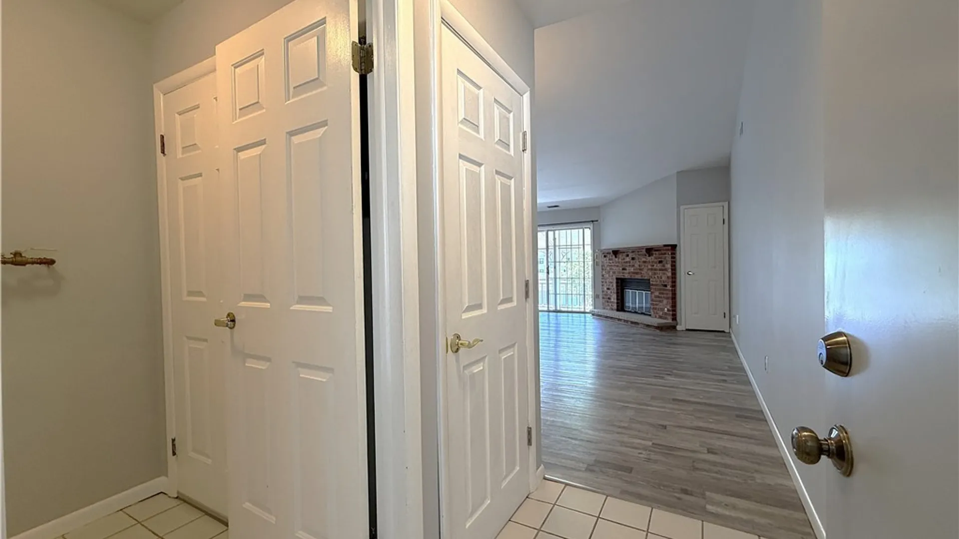 Property at 1085 Youngs Road, Amherst, NY 14221 32