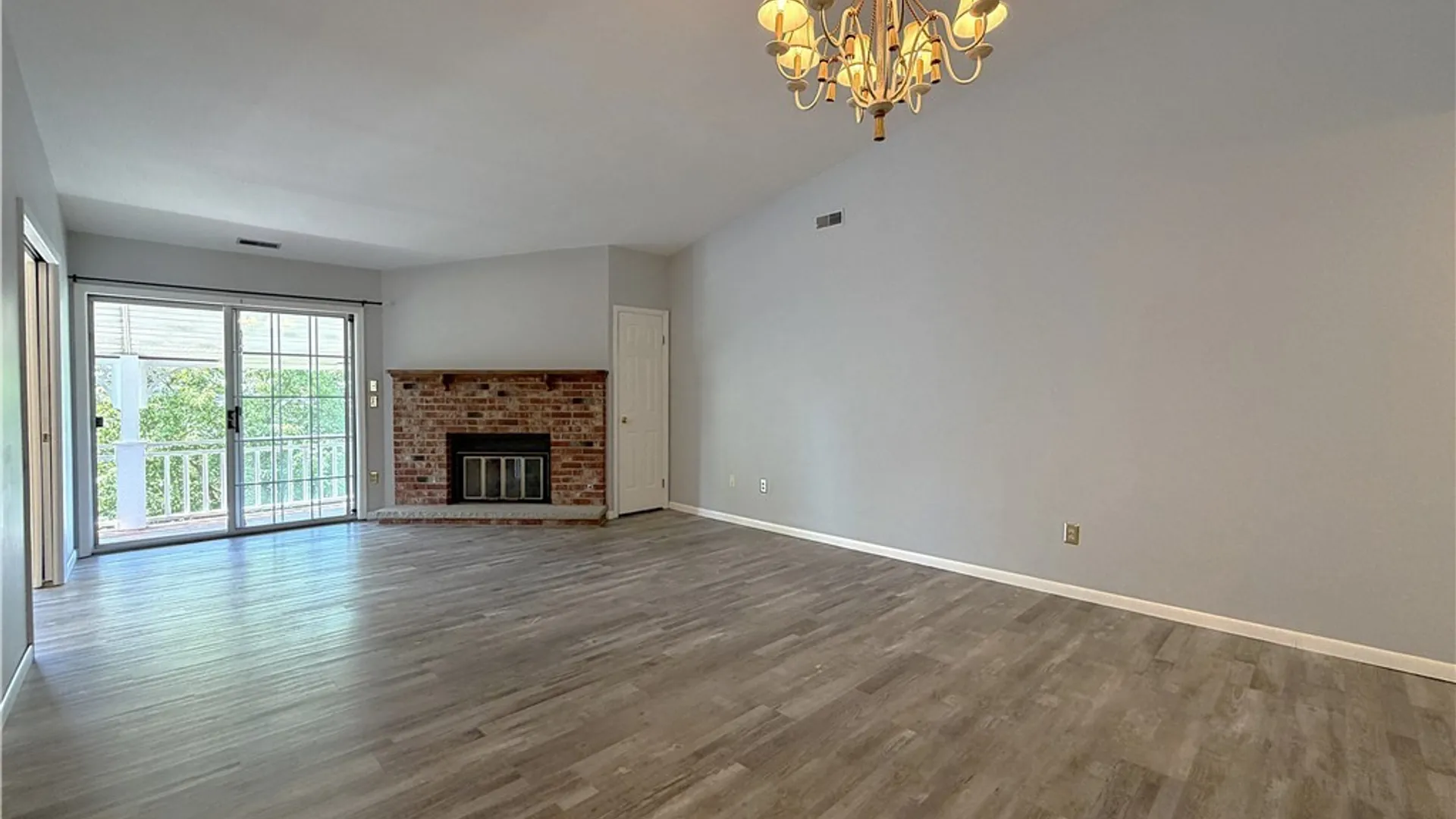Property at 1085 Youngs Road, Amherst, NY 14221 7