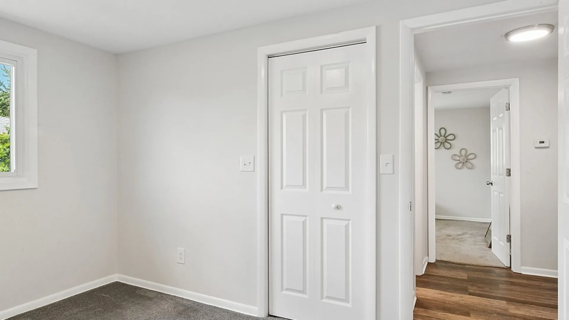 Property at 50 Carriage Park, West Seneca, NY 14224 24