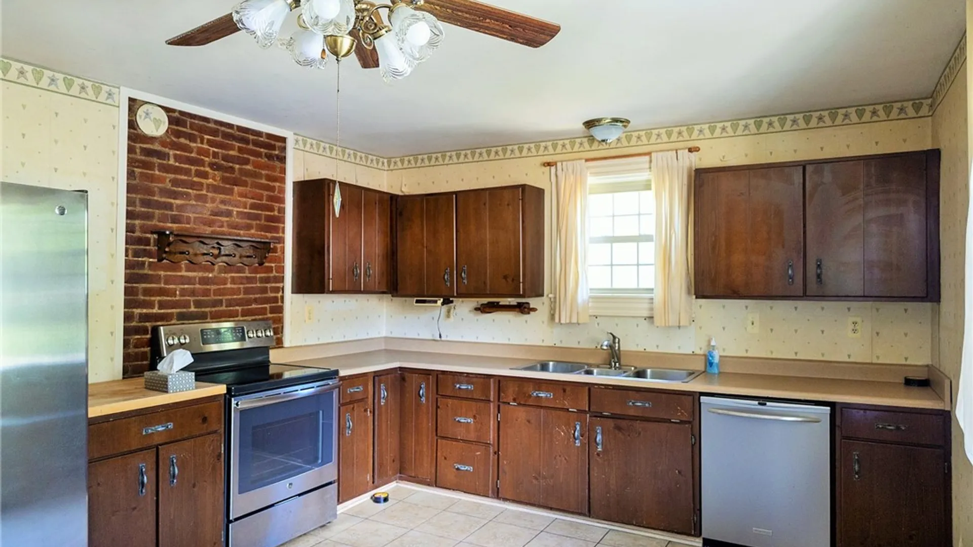 Property at 24 Main St, Urbana, NY 14840 9