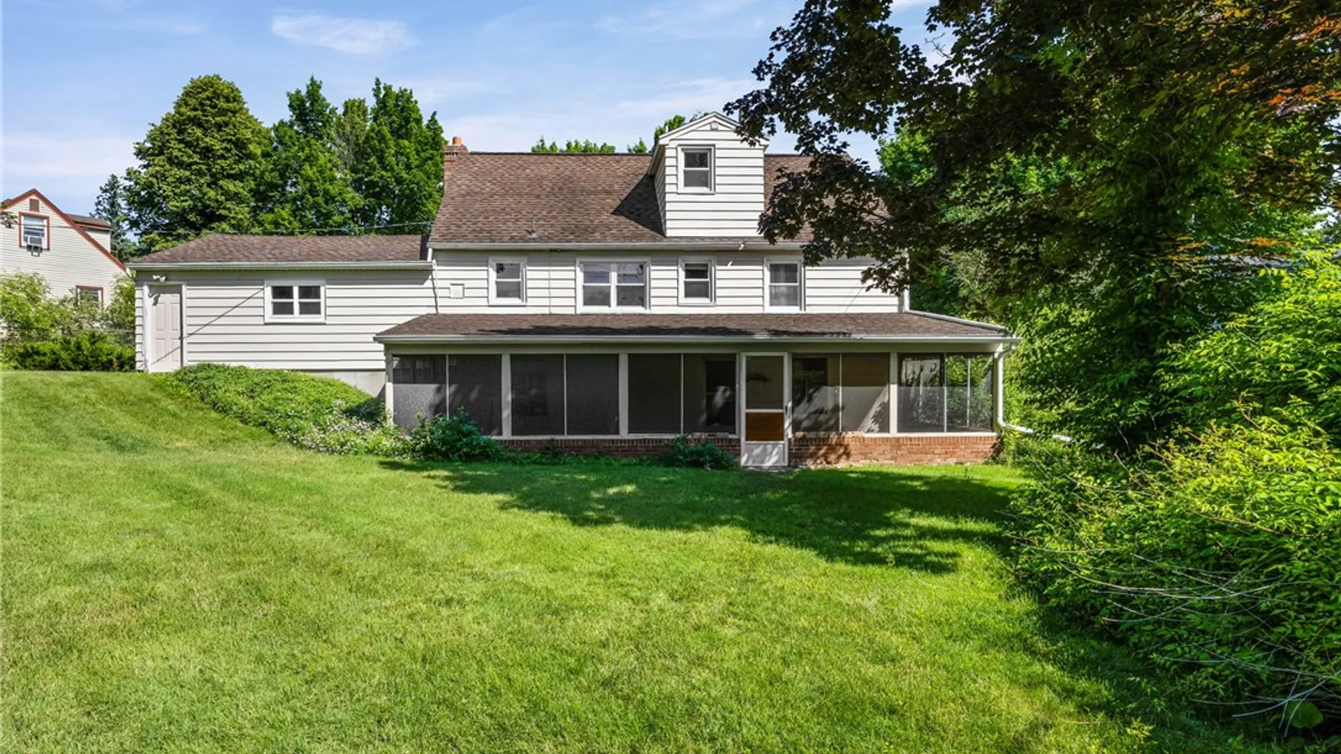 Property at 332 Galahad Drive, Henrietta, NY 14623 44