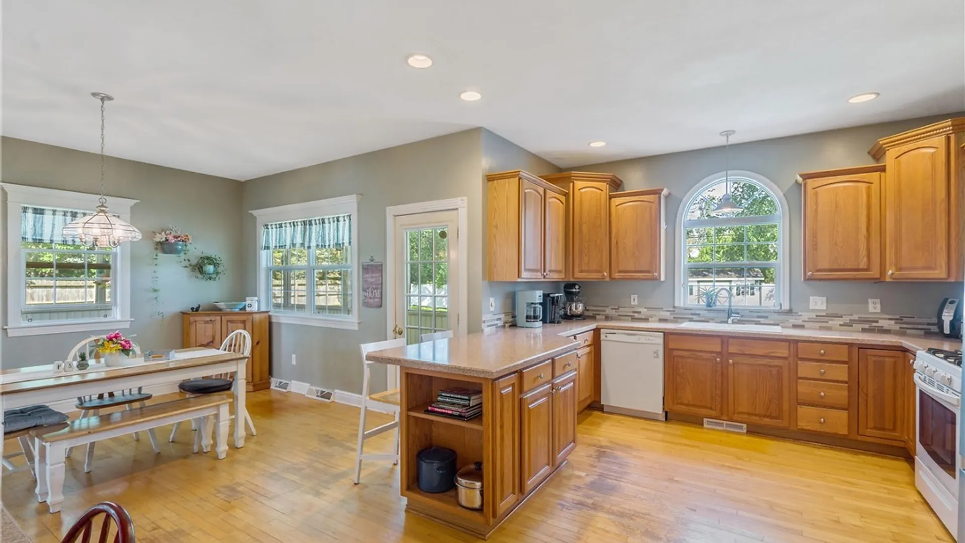 Property at 6377 Electric Railway, Cicero, NY 13039 12