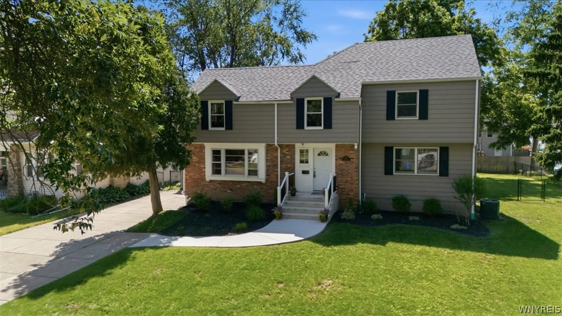 Property at 373 Darwin Drive, Amherst, NY 14226 37