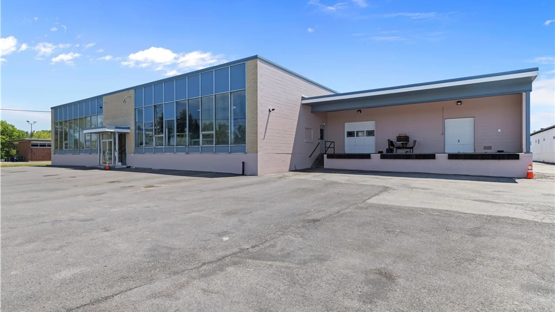 Property at 6000 Court Street Road, DeWitt, NY 13206 4