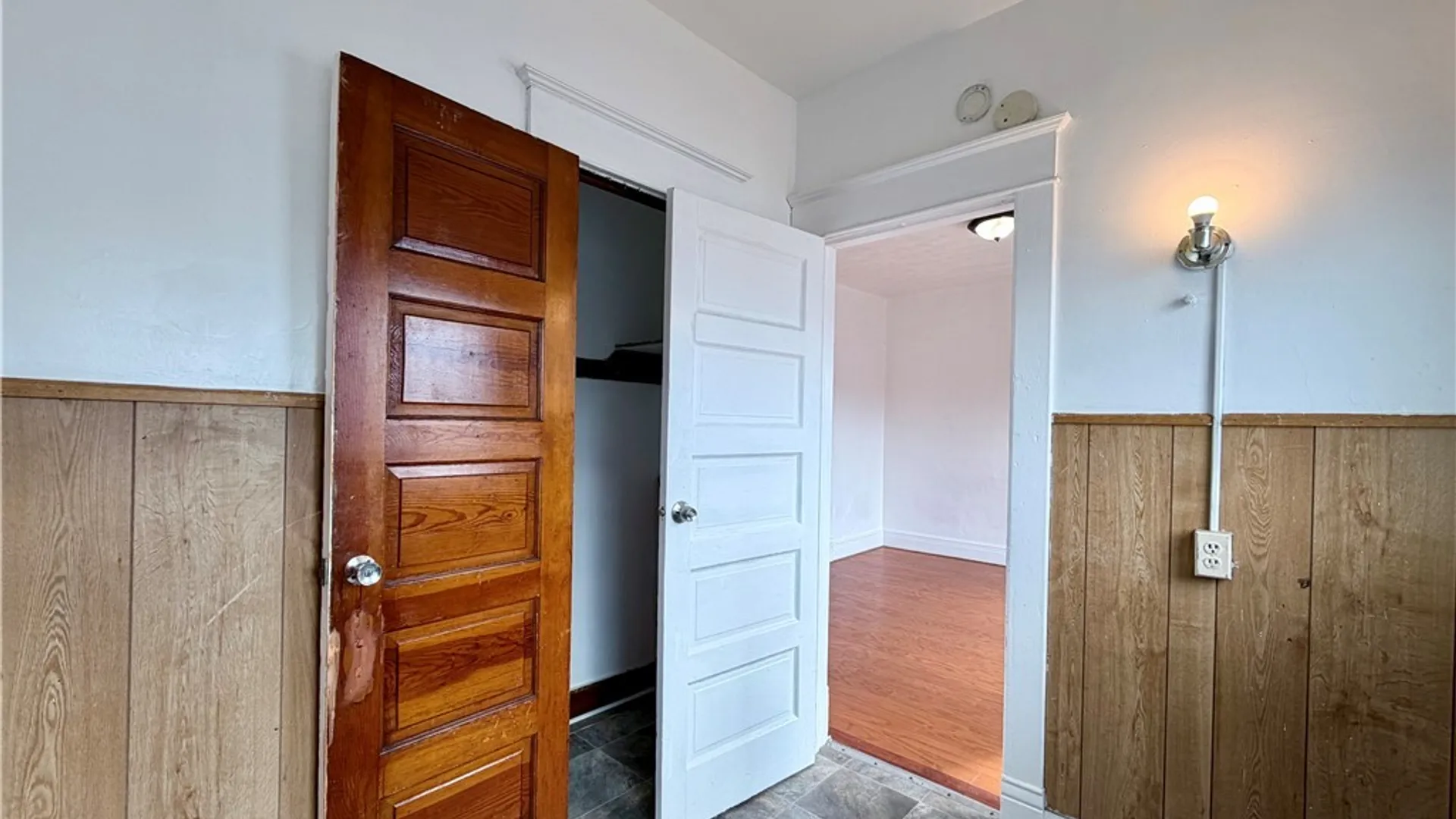 Property at 16 Victory Avenue, Lackawanna, NY 14218 28