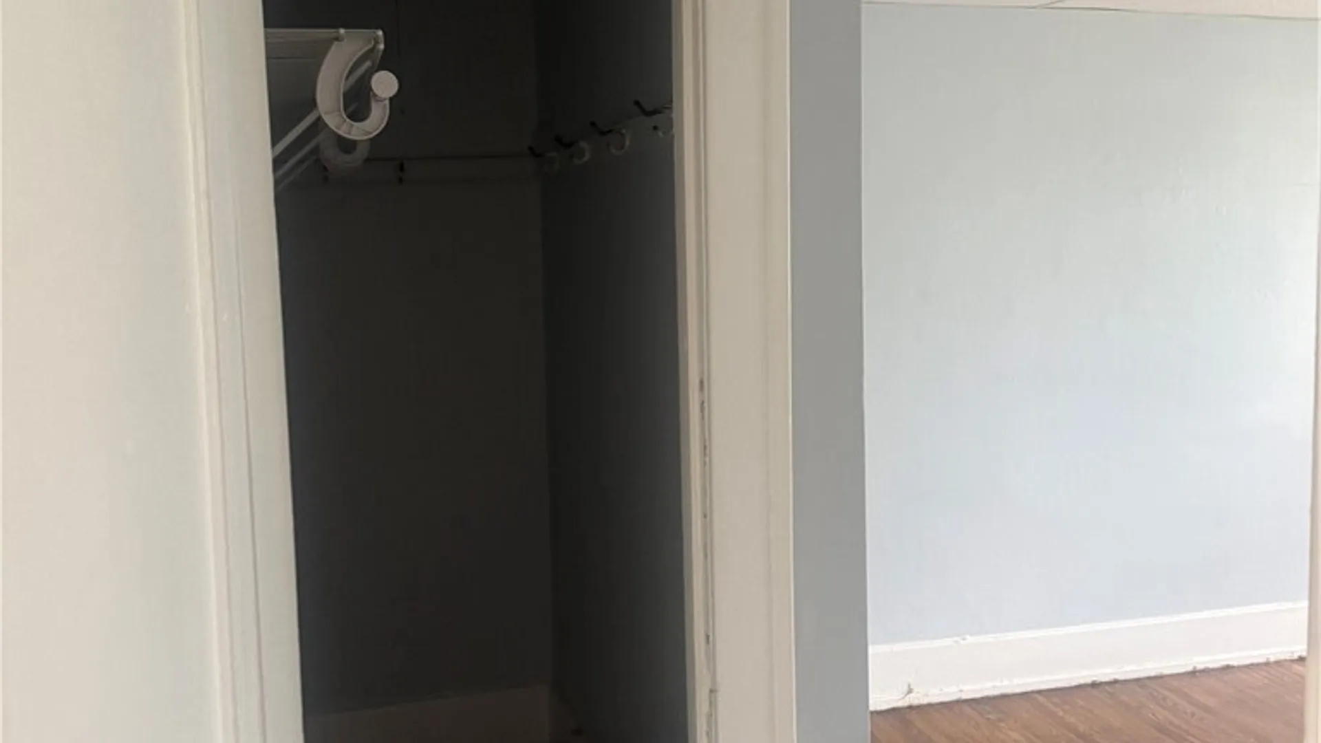 Property at 7 Winchester Place, Tonawanda, NY 14217 4