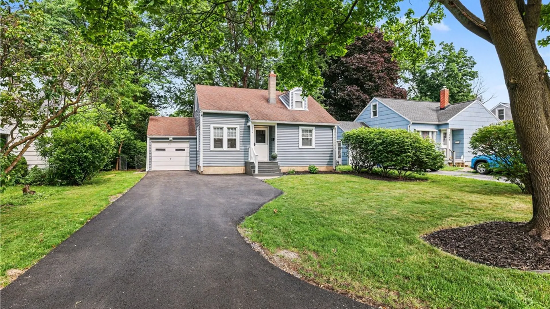 Property at 274 Newton Rd, Greece, NY 14626 3