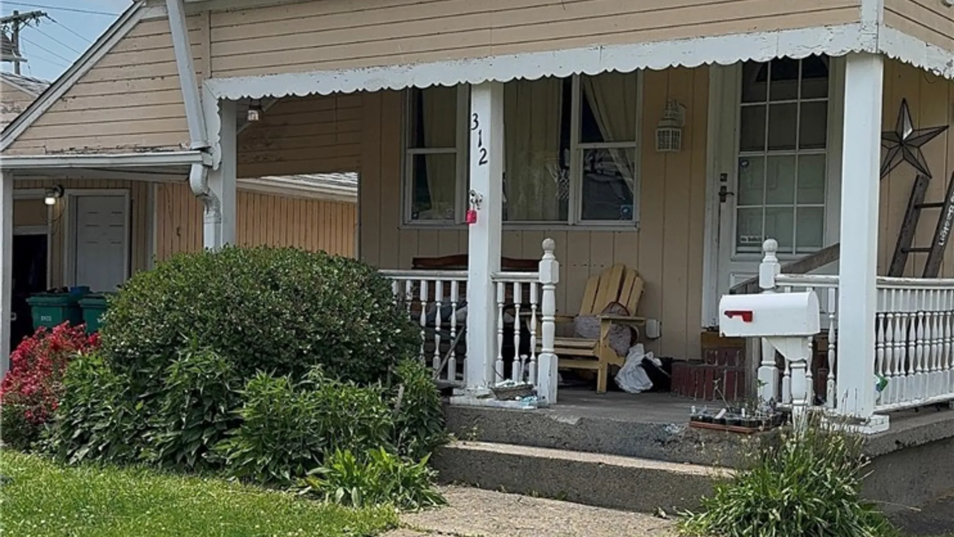 Property at 312 77th Street, Niagara Falls, NY 14304 2