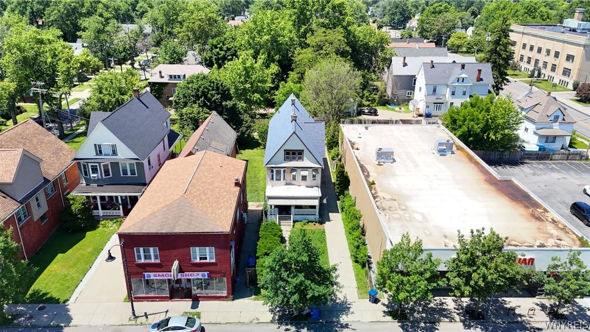Property at 1925 S Park Avenue, Buffalo, NY 14220 2