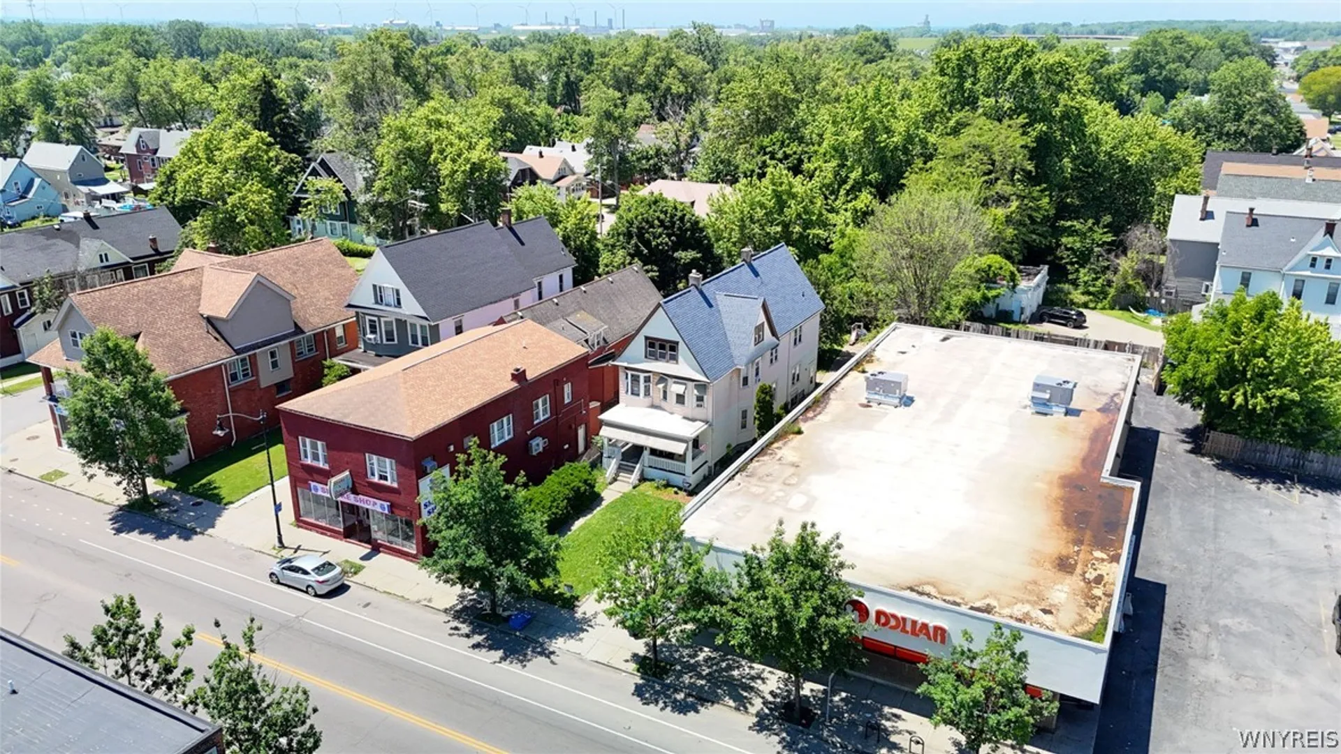 Property at 1925 S Park Avenue, Buffalo, NY 14220 4