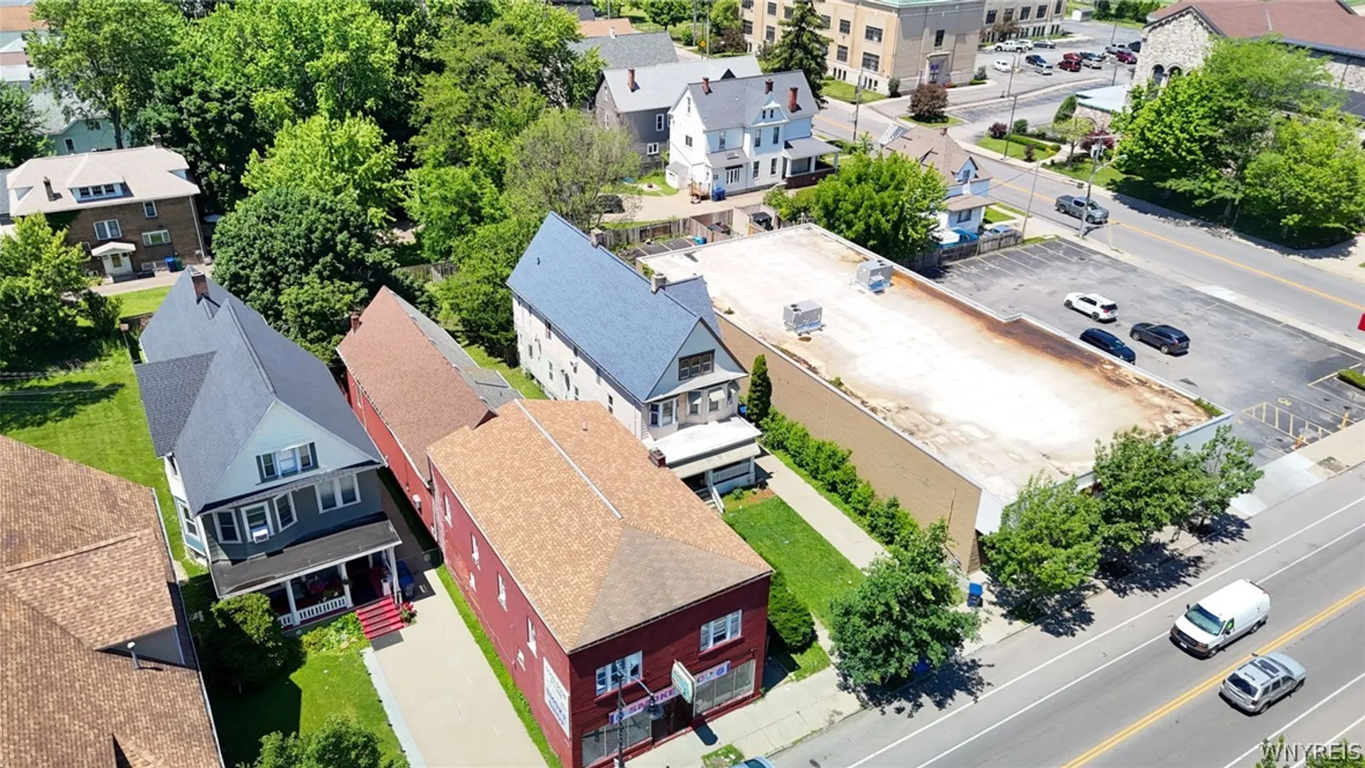 Property at 1925 S Park Avenue, Buffalo, NY 14220 5