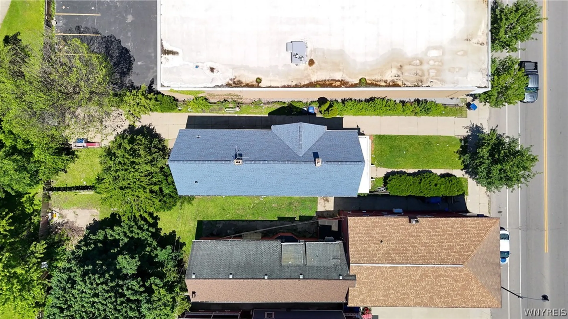 Property at 1925 S Park Avenue, Buffalo, NY 14220 9