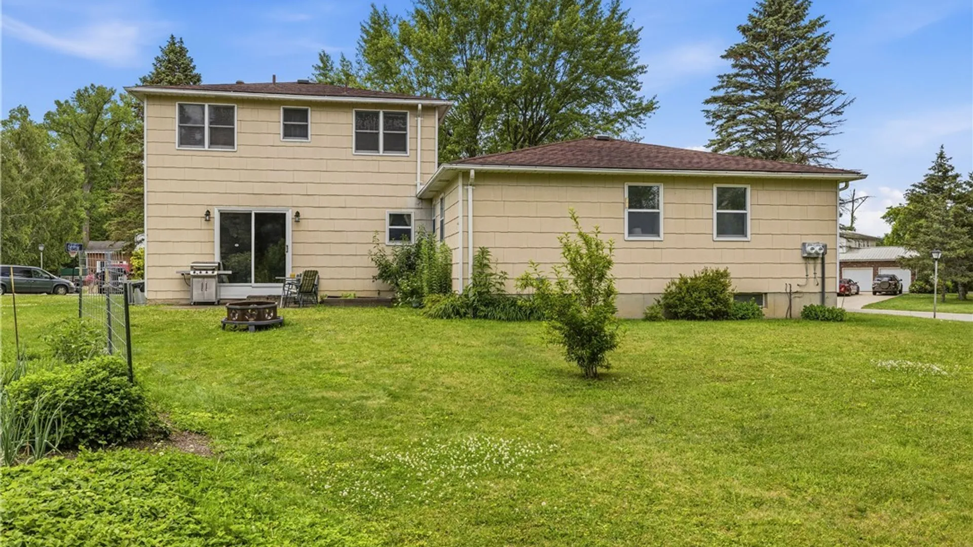 Property at 15 Glendale Terrace, Orchard Park, NY 14127 29