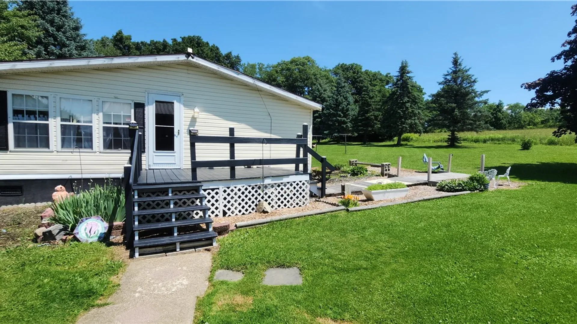 Property at 193 Protts Hill Rd, Newfield, NY 14867 4