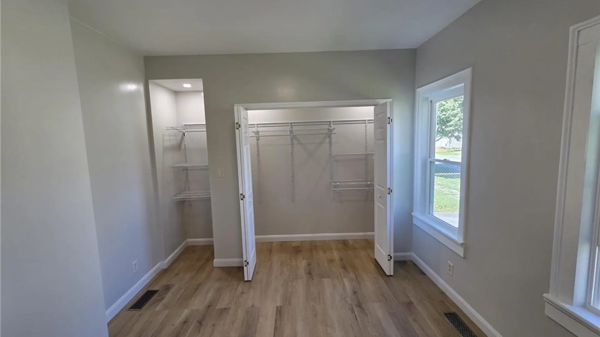 Property at 205 Hartwell Avenue, DeWitt, NY 13057 15