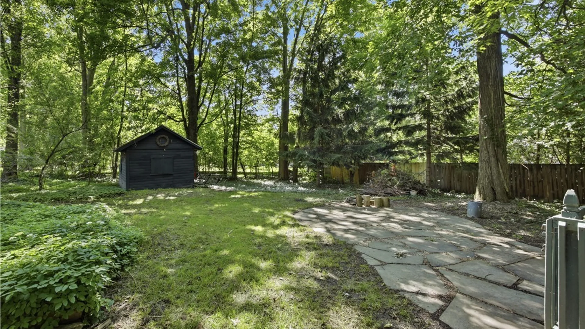 Property at 5875 Lakeview Terrace, Hamburg, NY 14085 37