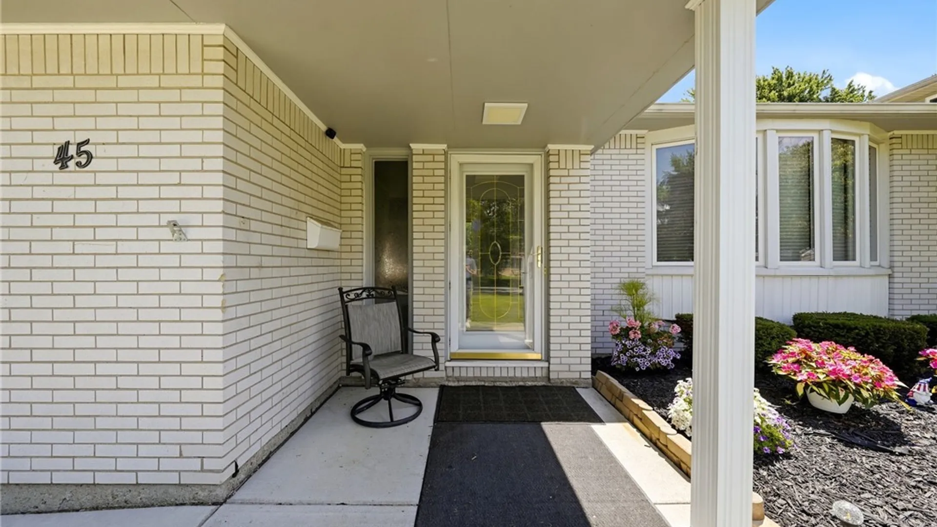 Property at 45 Mahogany Drive, Amherst, NY 14221 4