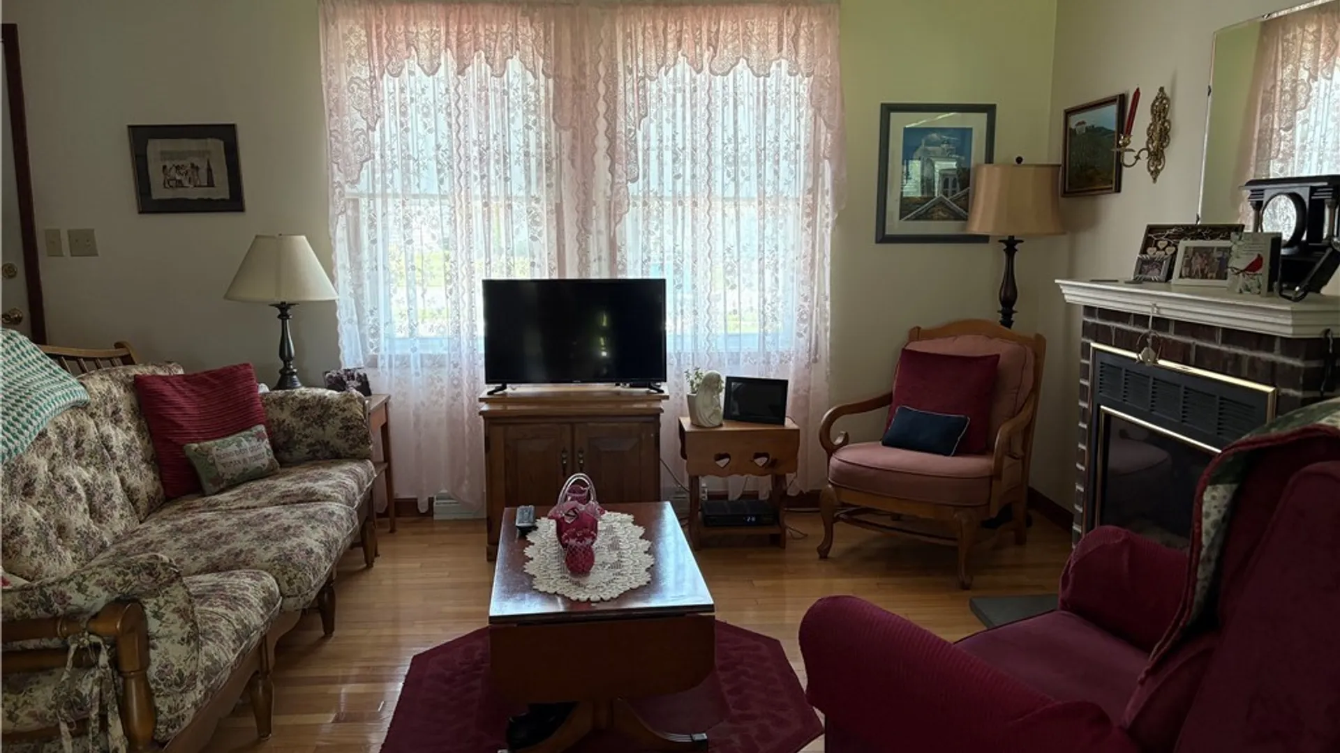 Property at 1254 Kossuth Avenue, Utica, NY 13501 4