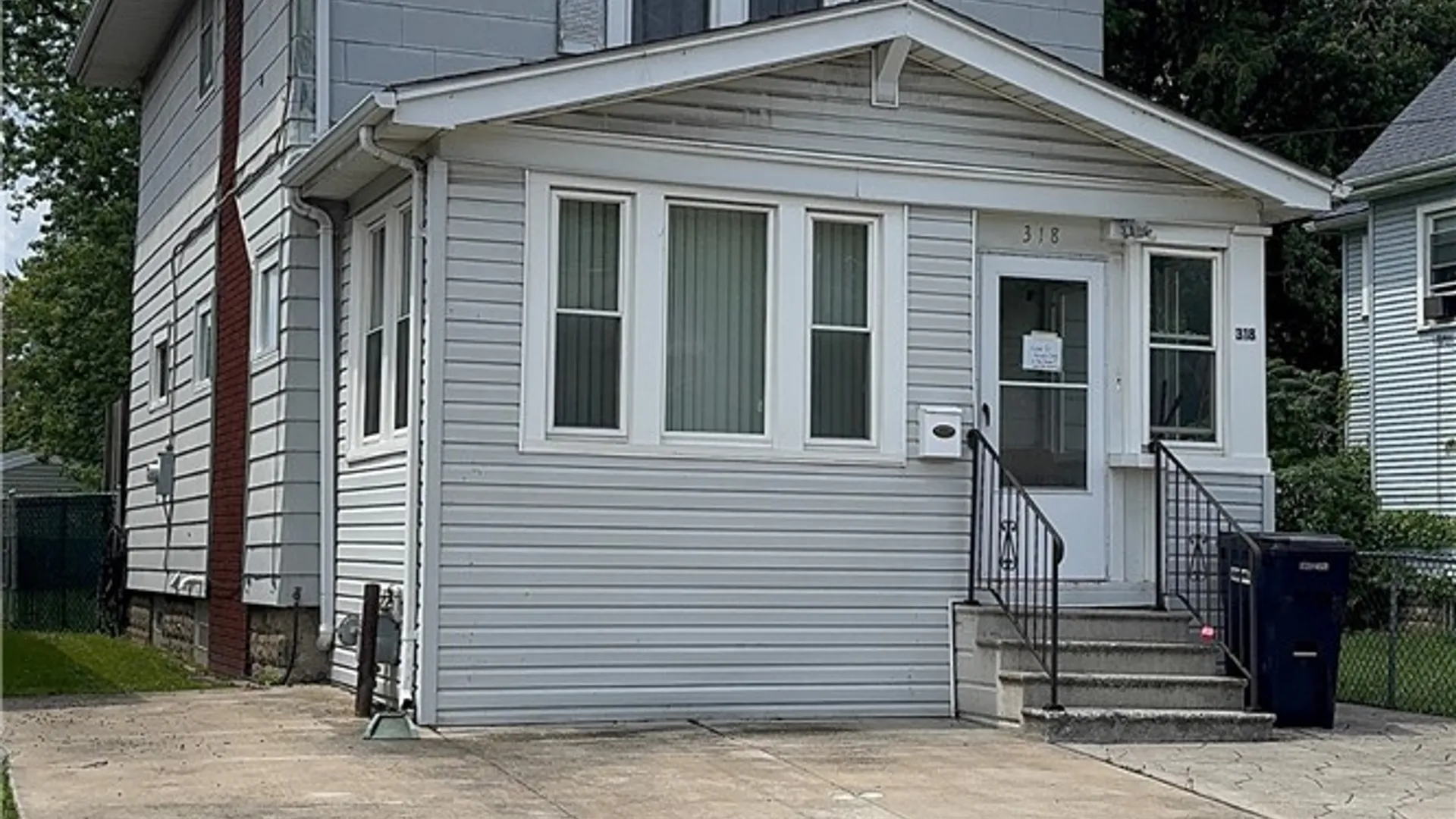 Property at 318 77th Street, Niagara Falls, NY 14304 3