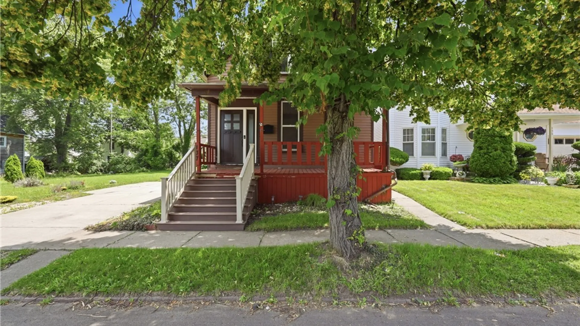Property at 137 Waverly Street, Buffalo, NY 14208 2