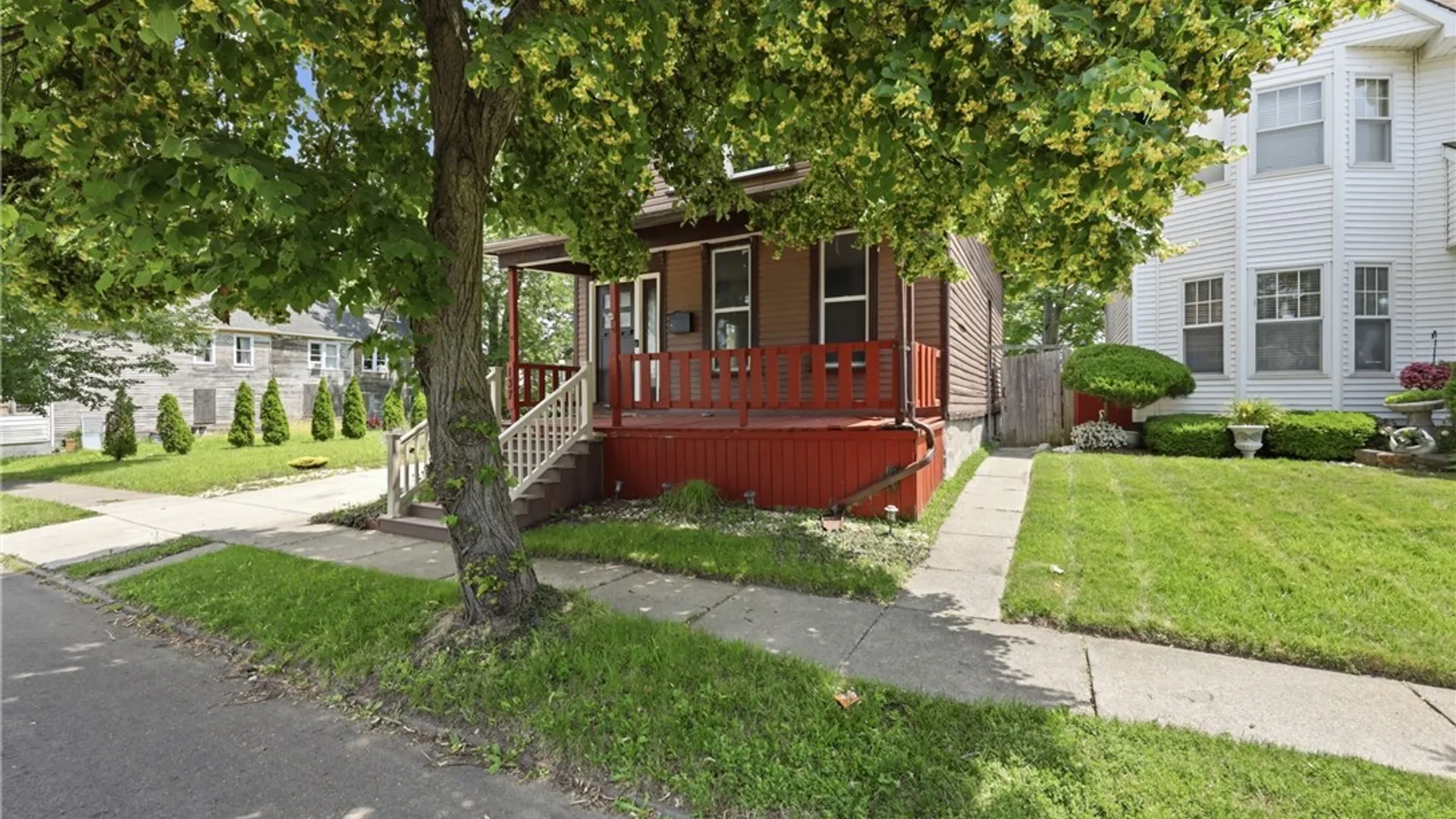 Property at 137 Waverly Street, Buffalo, NY 14208 3