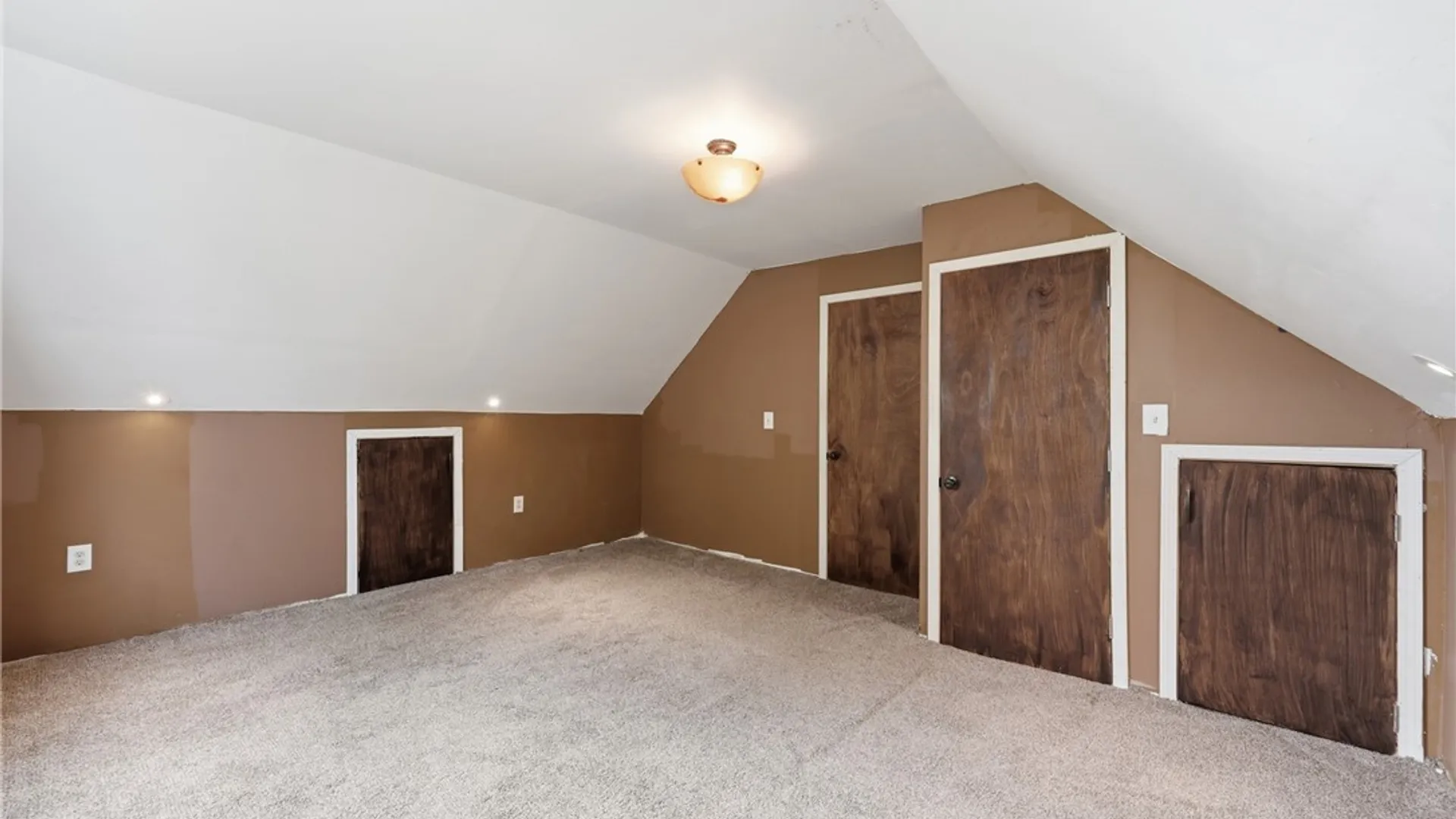 Property at 137 Waverly Street, Buffalo, NY 14208 32