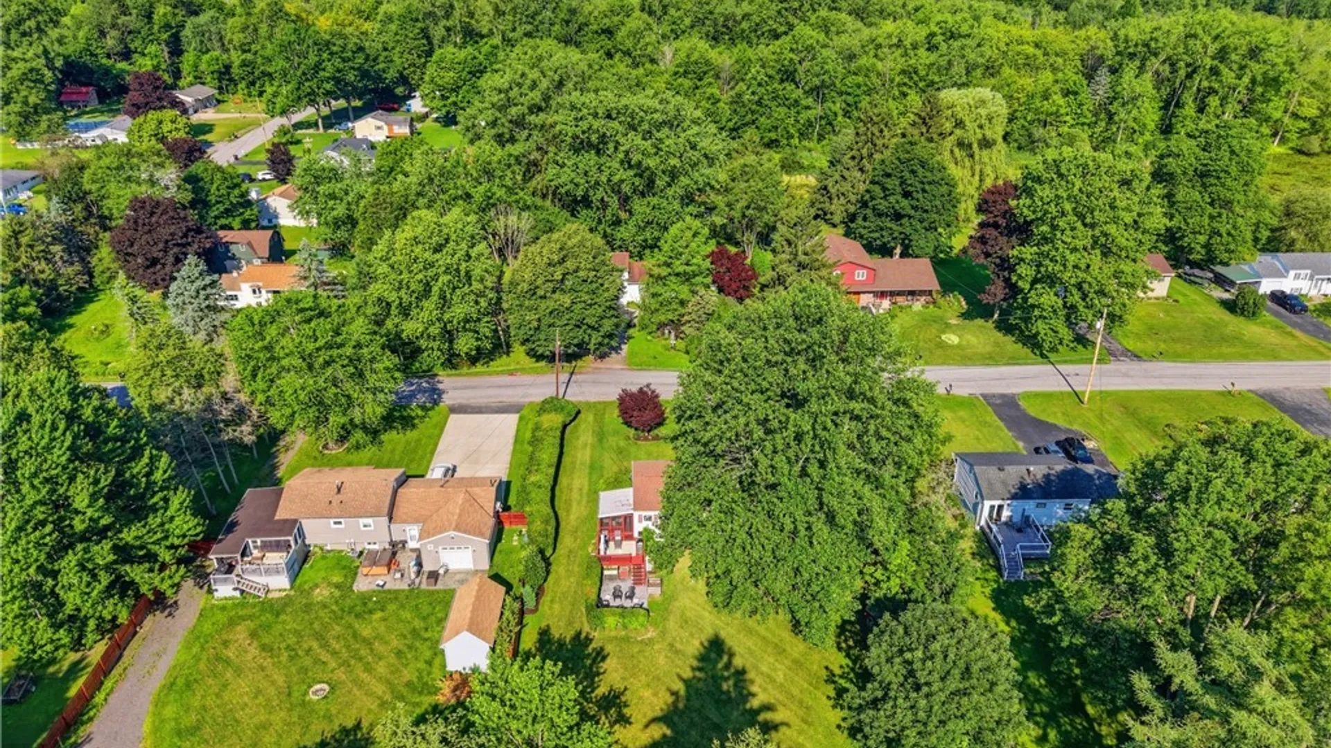 Property at 959 Bonnie Lake Drive, Alden, NY 14004 45