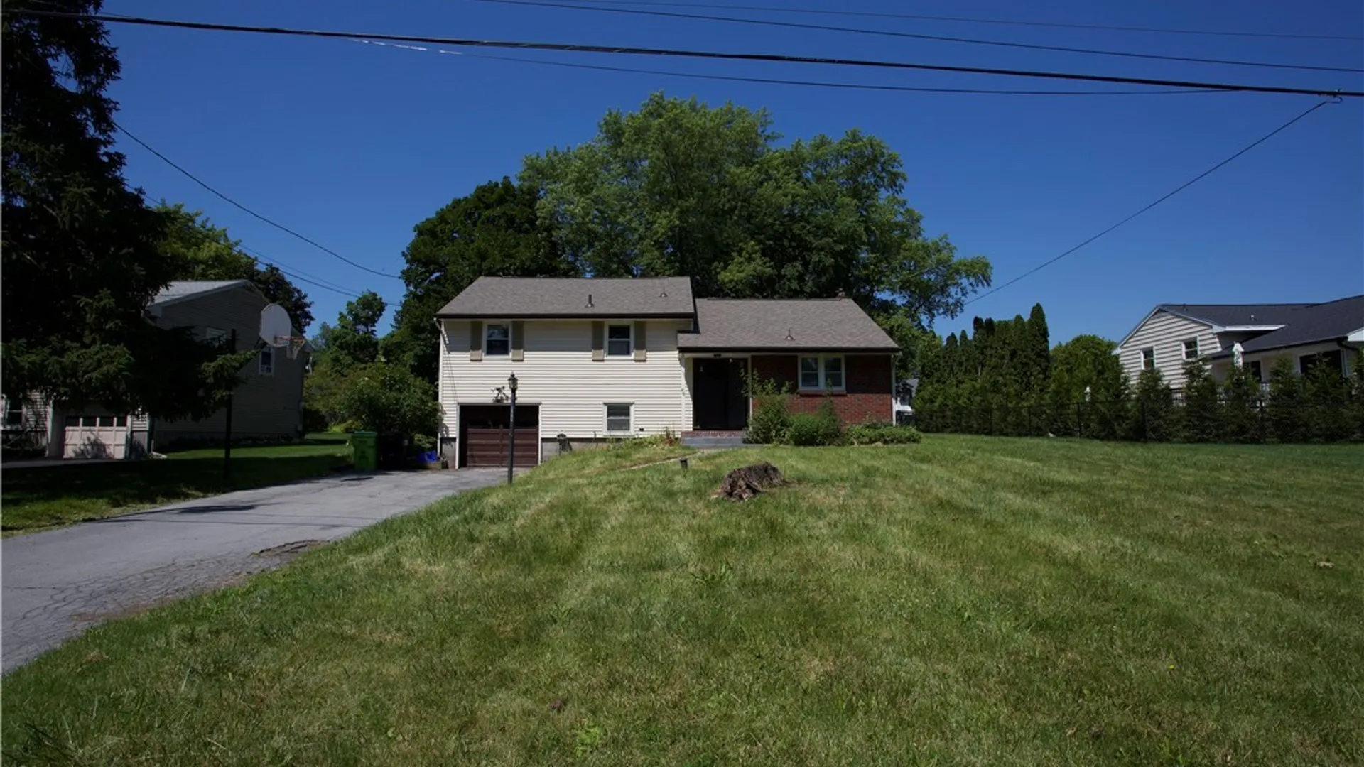 Property at 111 Pembrook Drive, Manlius, NY 13066 2