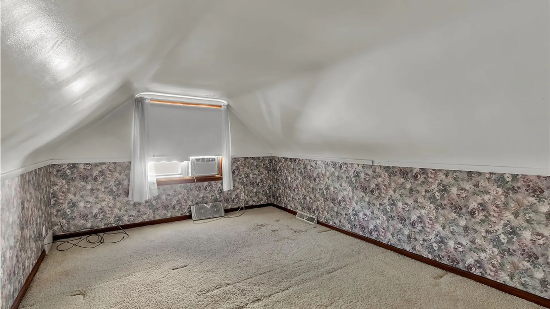 Property at 2047 Como Park Boulevard, Lancaster, NY 14086 27