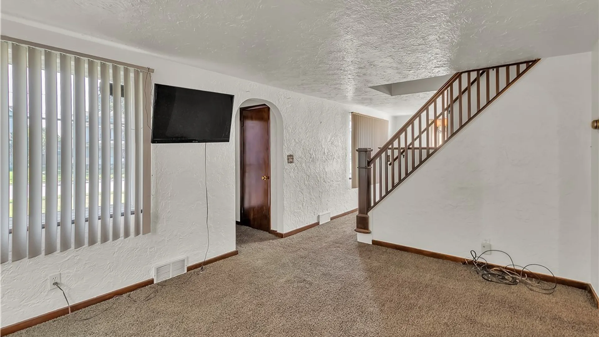 Property at 2047 Como Park Boulevard, Lancaster, NY 14086 8
