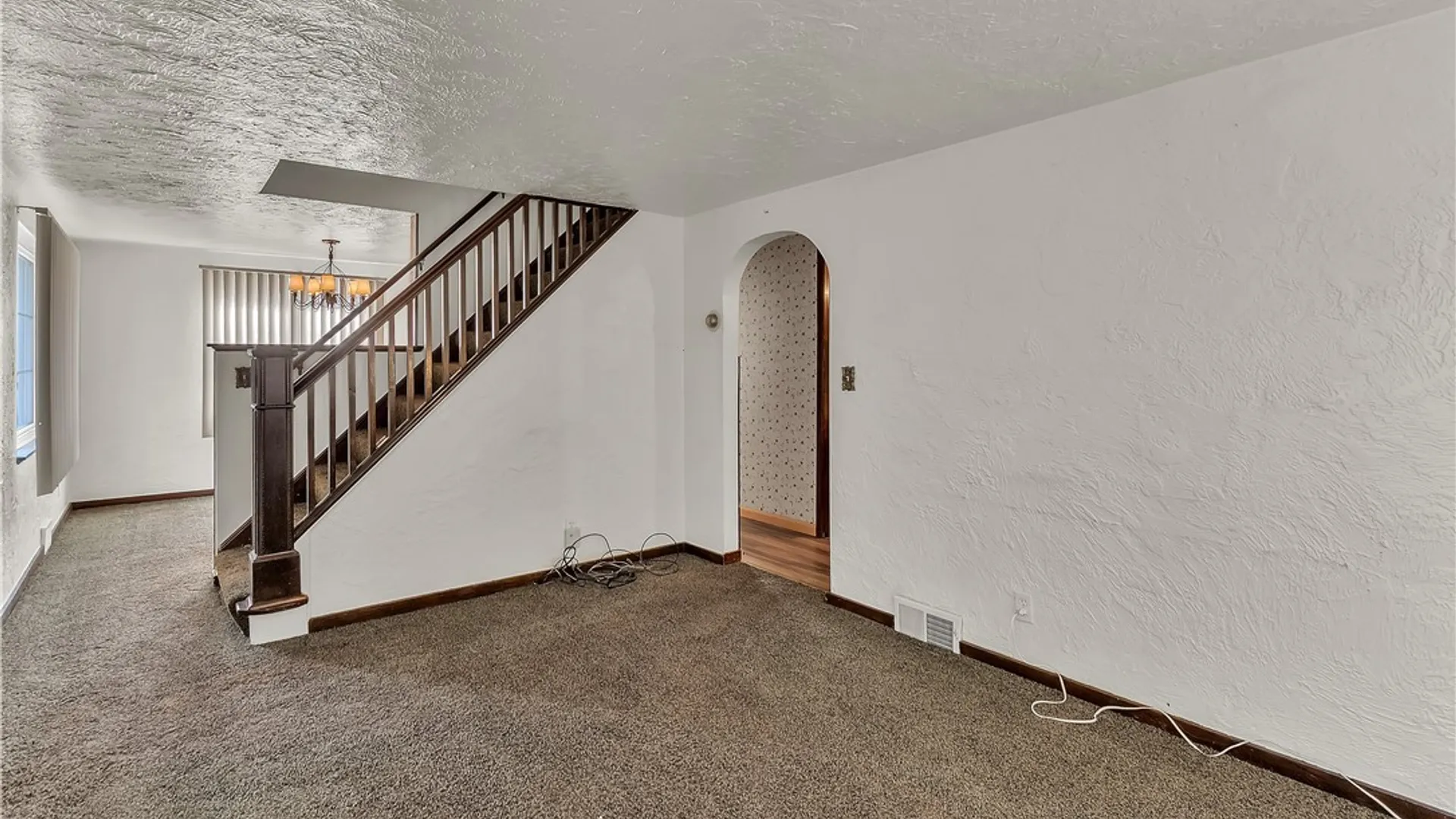 Property at 2047 Como Park Boulevard, Lancaster, NY 14086 9