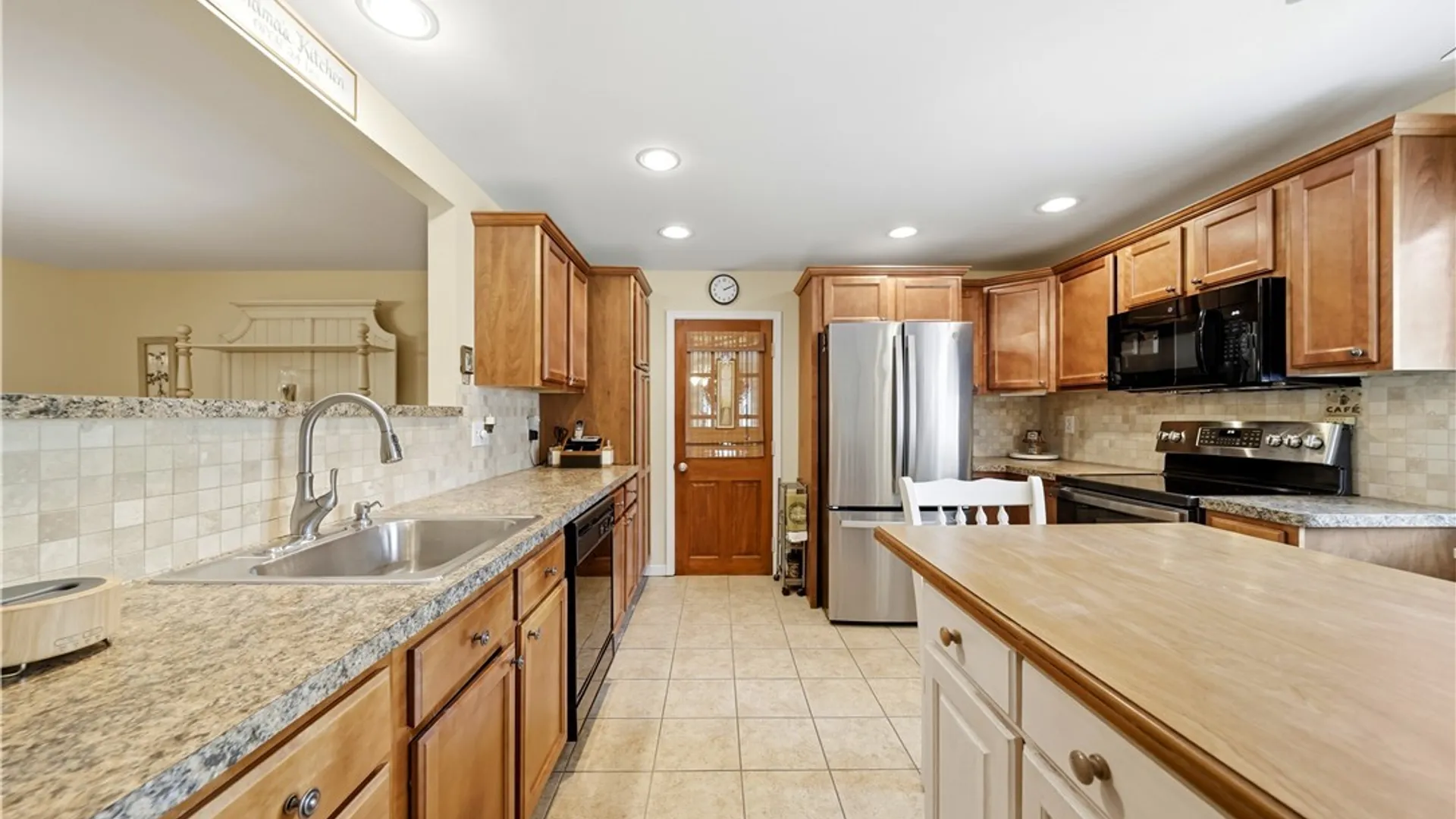 Property at 158 Pryor Avenue, Tonawanda, NY 14150 6